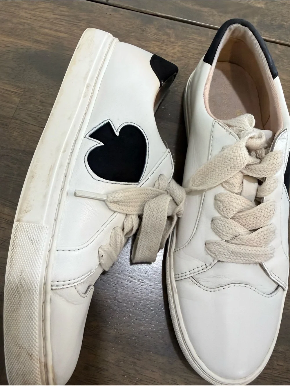 6.5 Kate Spade New York Fez Logo White Black Lace Up Low Top Leather Women’s Sho